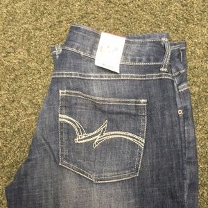 Women's wrangler jeans